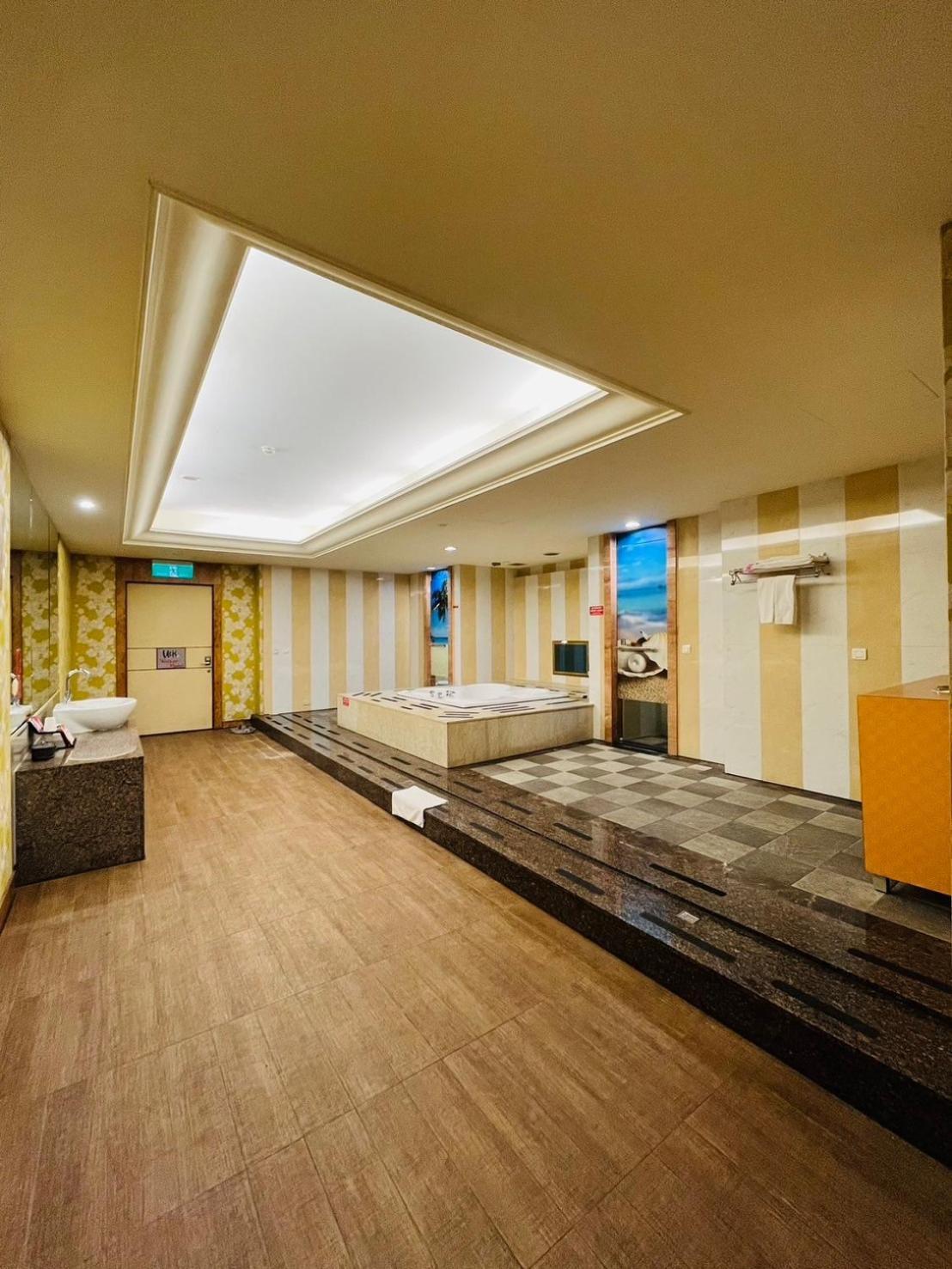 Walker Motel Taipei Luaran gambar